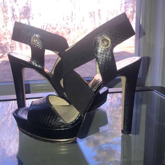 Michael Kors shoes - Picture 3 of 3